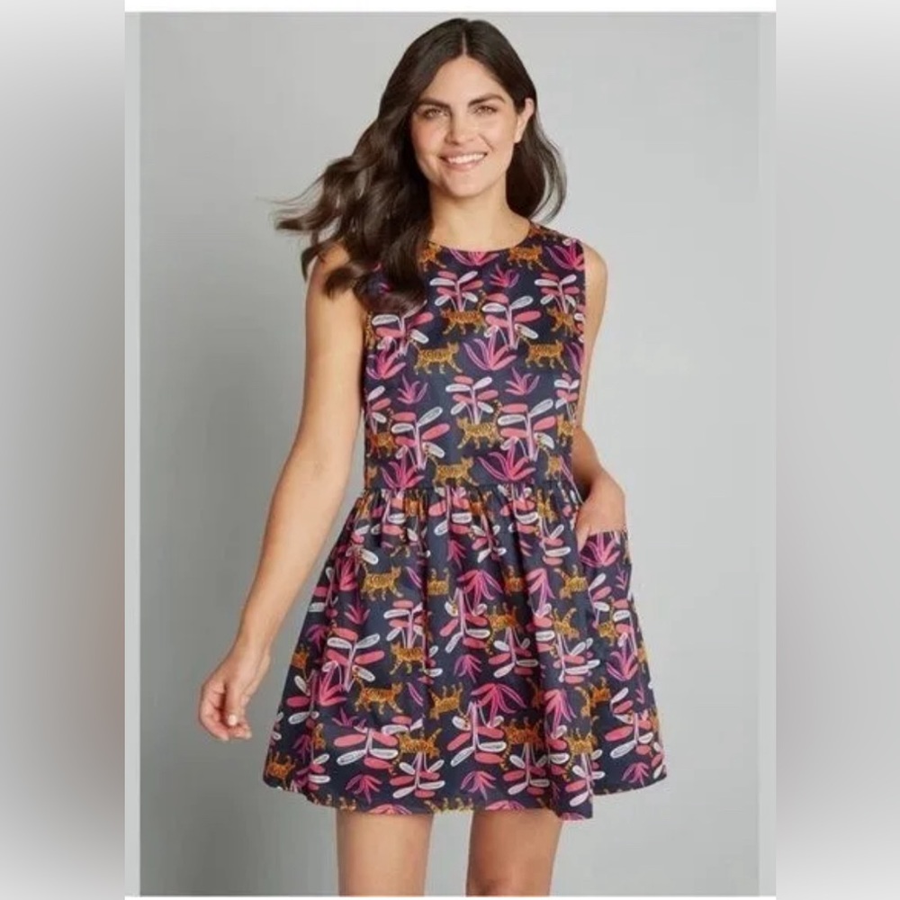 ModCloth Bold Notion 1950s Tiger Jungle Dress with Pockets